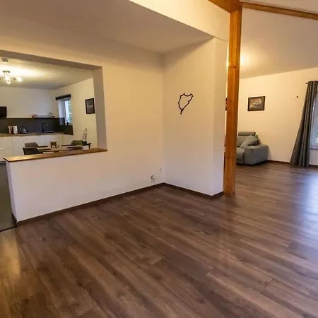 Apartman Suedschleife - App. 3 - Direkt Am Ring Reimerath