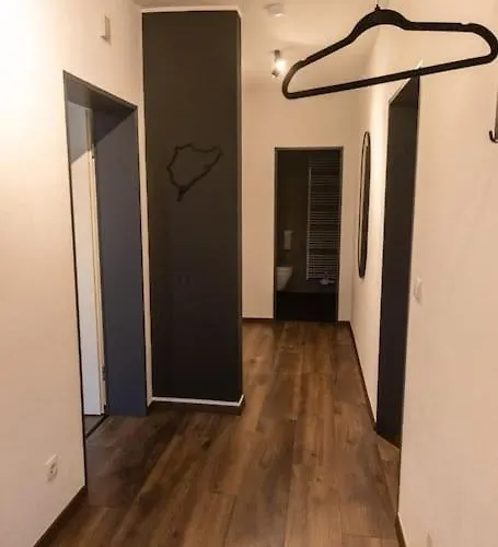 Suedschleife - App. 3 - Direkt Am Ring Apartment *